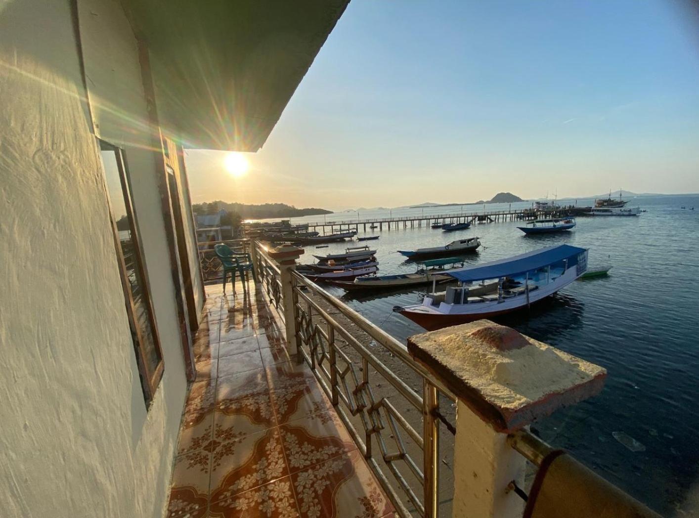 Komodo 2 Day 1 Night Botel